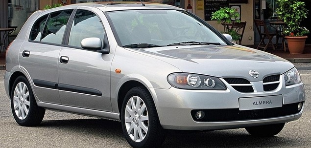 Nissan Almera 2001