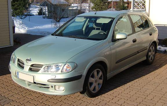 Nissan Almera 2002