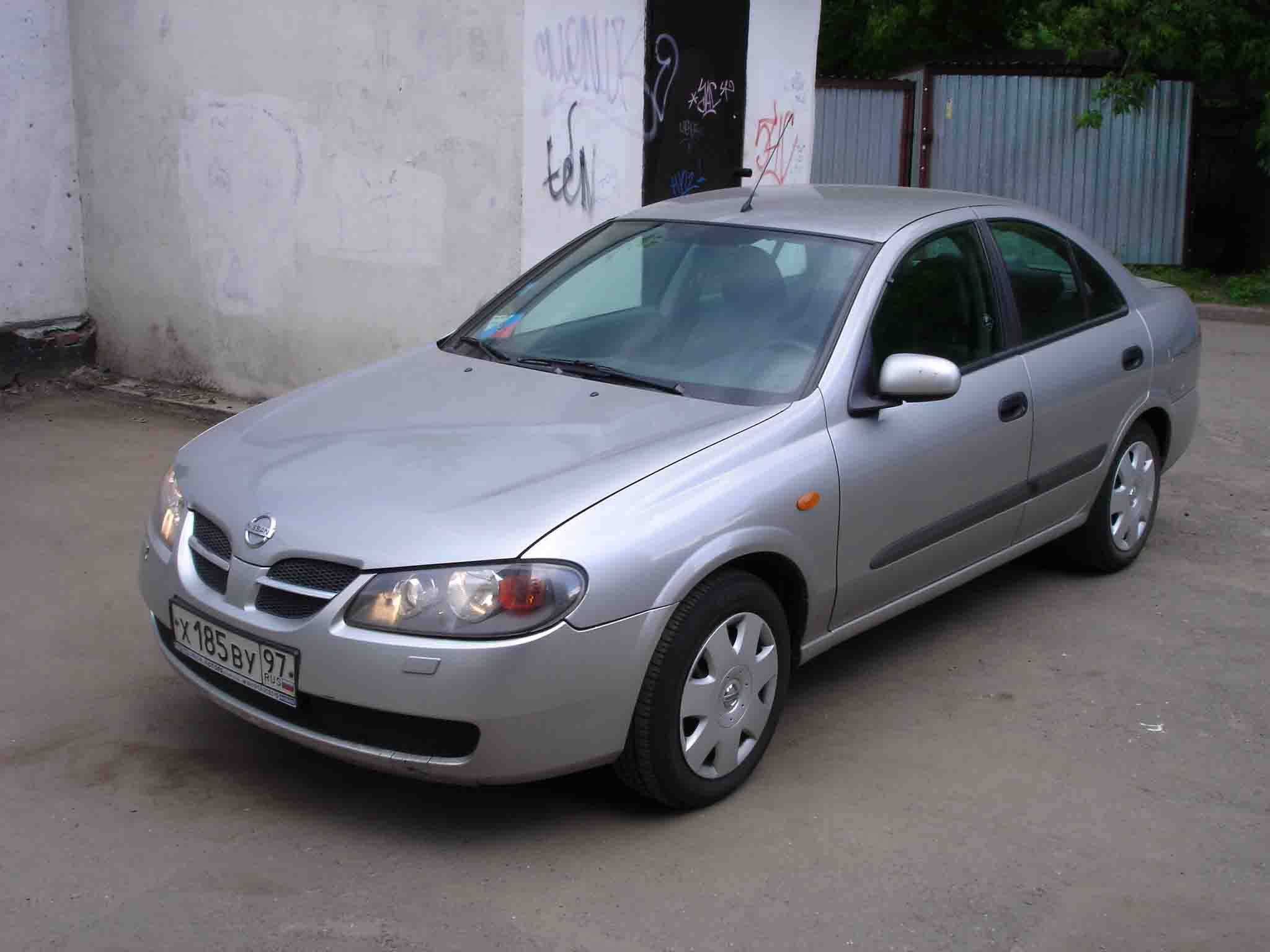 Nissan Almera 2003