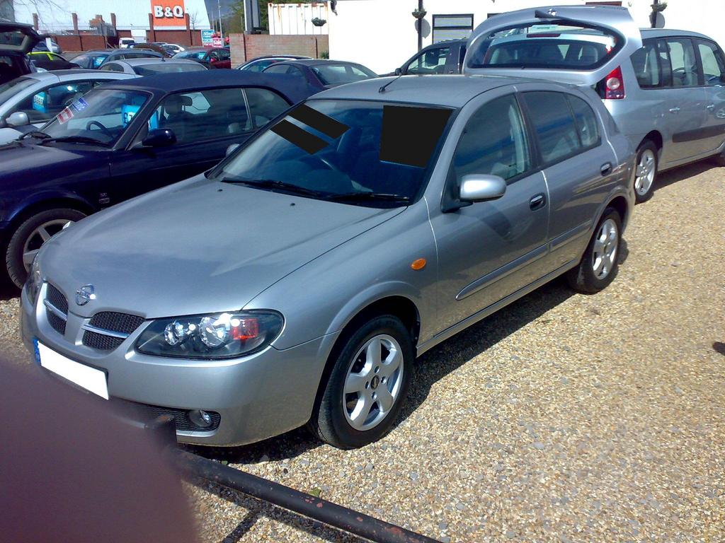 Nissan Almera 2004