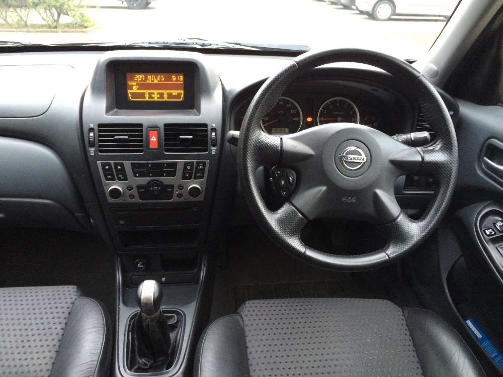Nissan Almera 2005