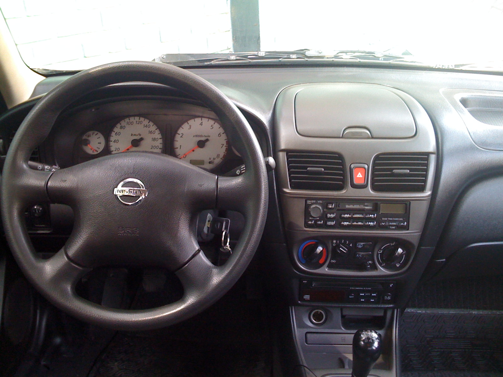 Nissan Almera 2006