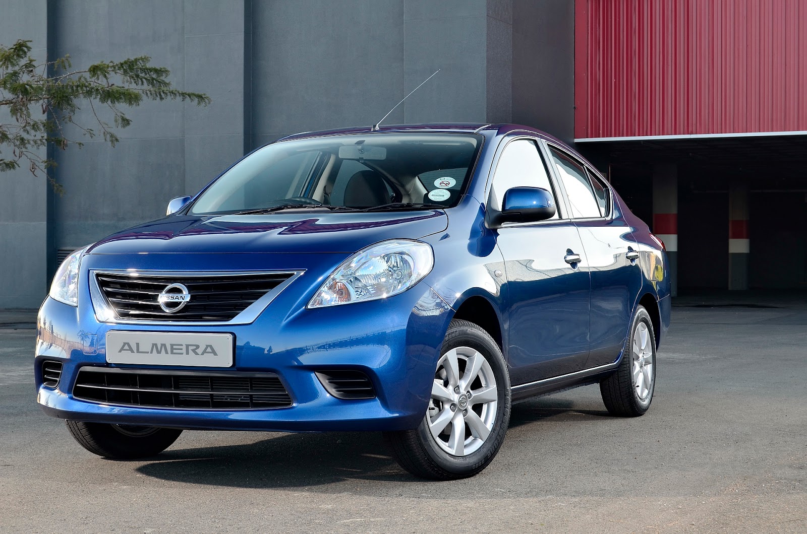 Nissan Almera 2014