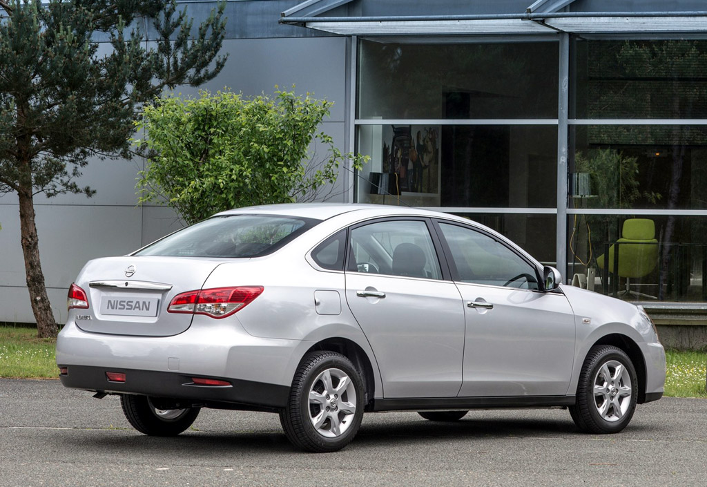 Nissan Almera