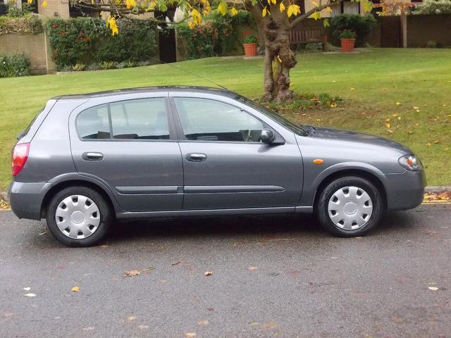 Nissan Almera Se