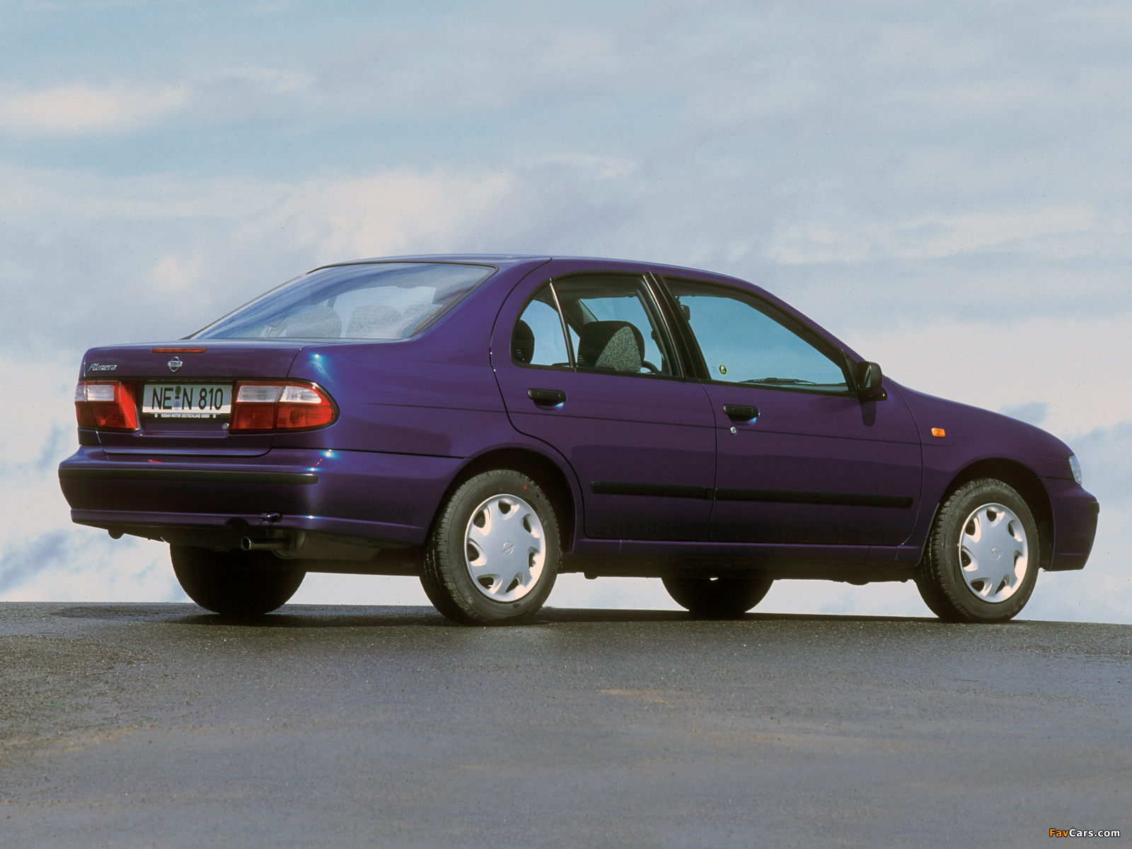 Nissan Almera Sedan