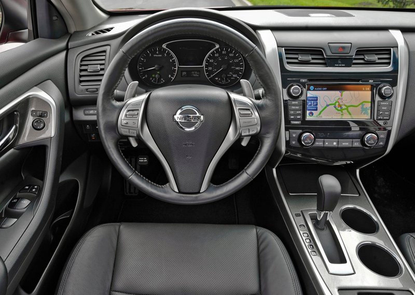 Nissan Almera Sedan