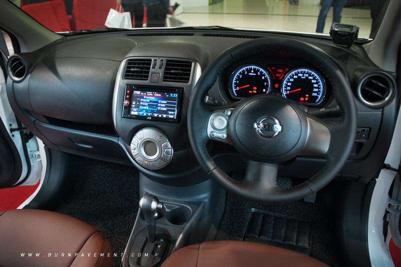 Nissan Almera Sg