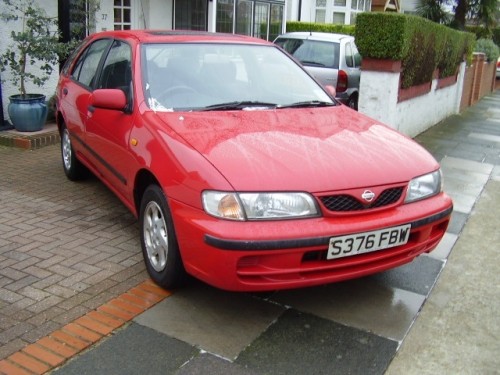 Nissan Almera Slx