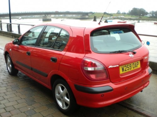 Nissan Almera Sport