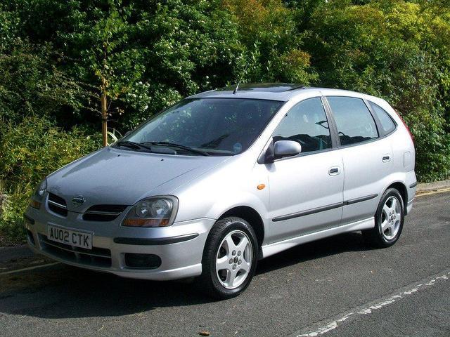 Nissan Almera Tino 1.8