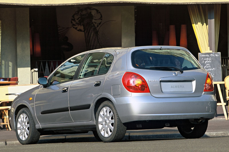 Nissan Almera Visia