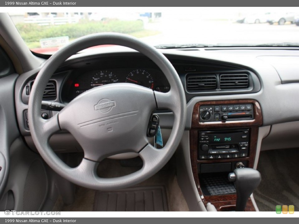Nissan Altima 1999