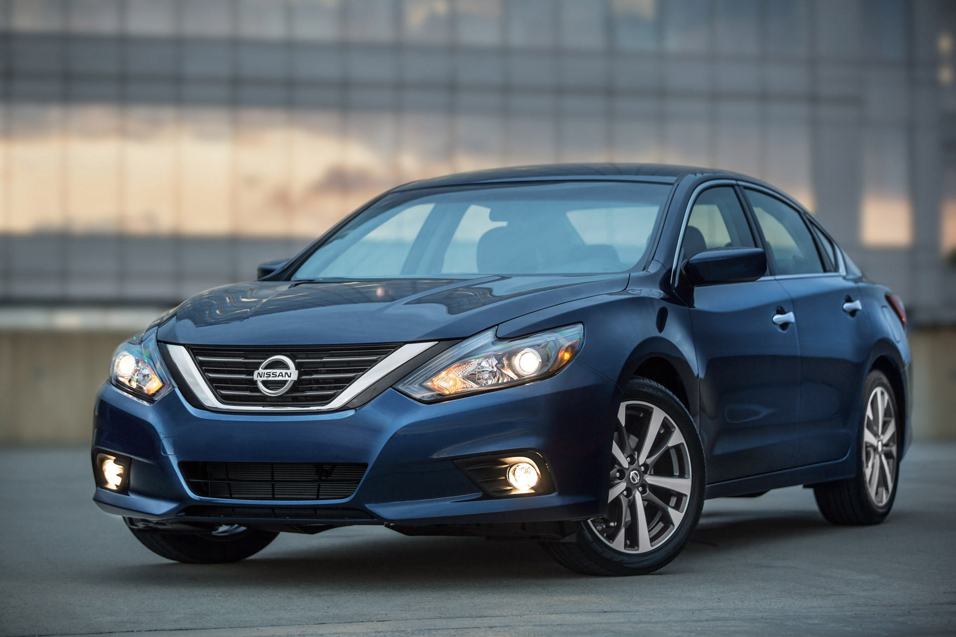 Nissan Altima 2.5 Z 2011