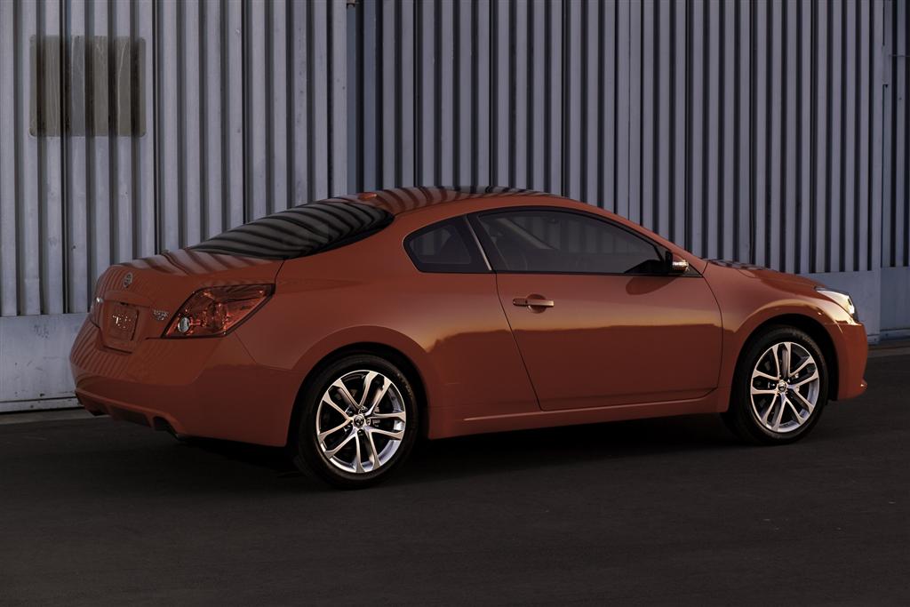 Nissan Altima 2.5 Z 2011