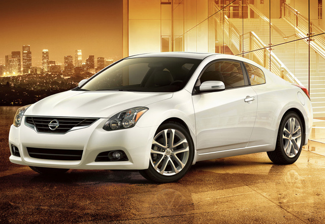 Nissan Altima 2.5 Z 2011
