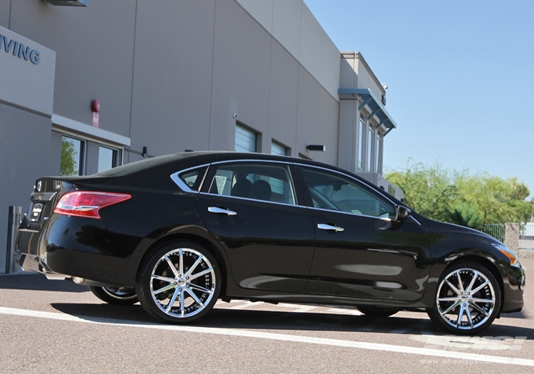 Nissan Altima 20