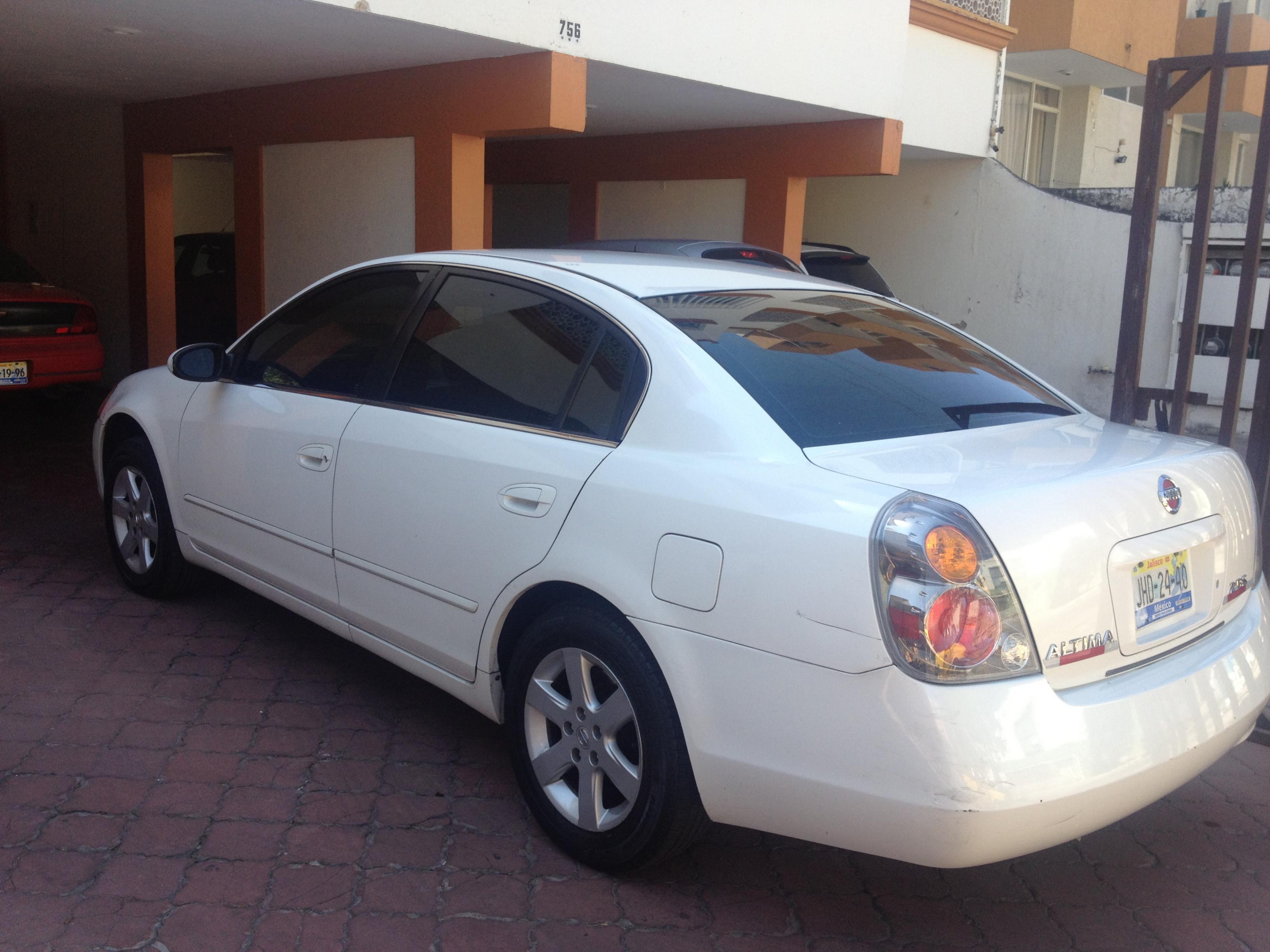 Nissan Altima 2003
