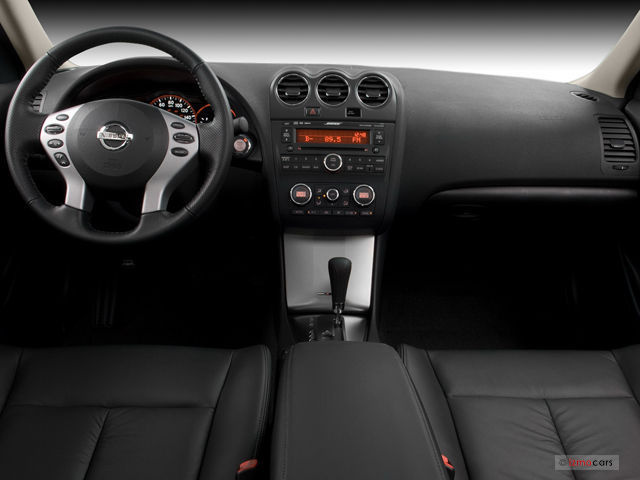 Nissan Altima 2008