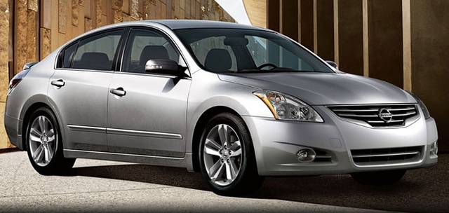 Nissan Altima 2010