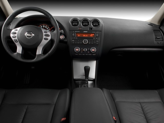 Nissan Altima 4 Door