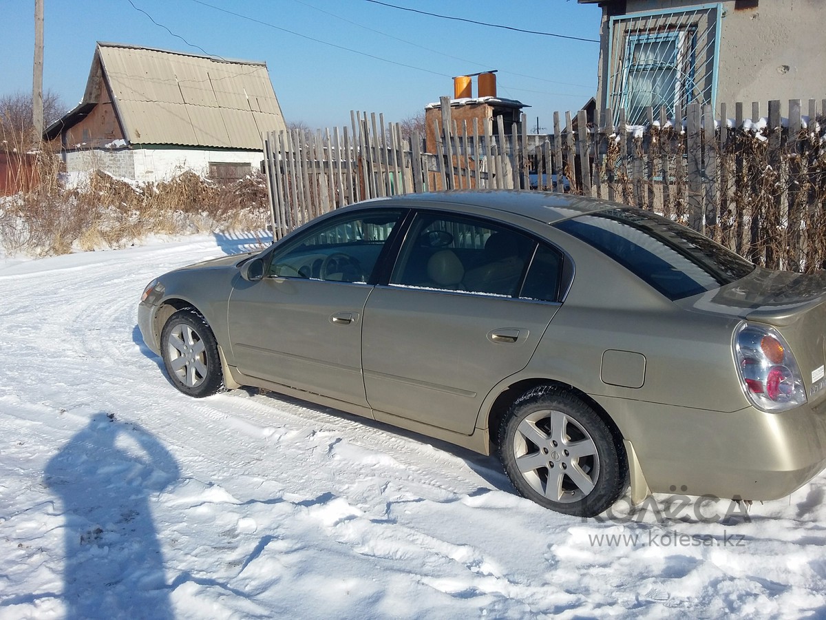 Nissan Altima 5000