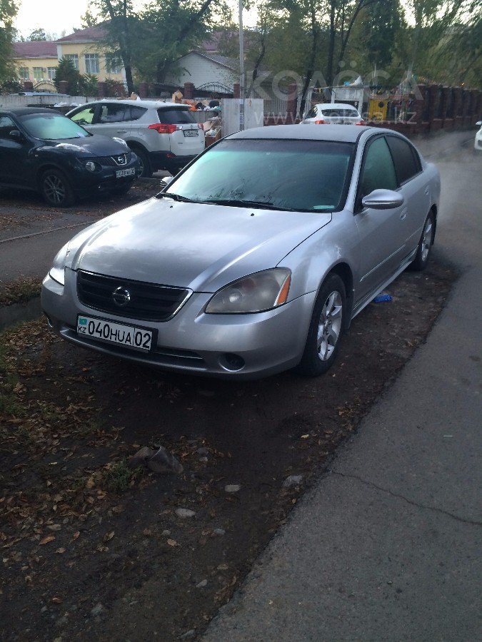 Nissan Altima 5000