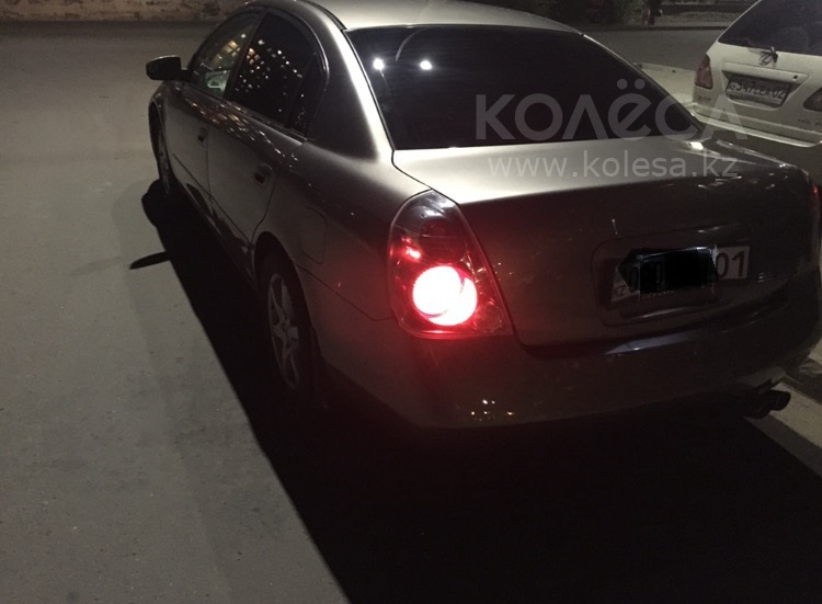 Nissan Altima 5000