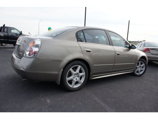 Nissan Altima 6 Cylinder