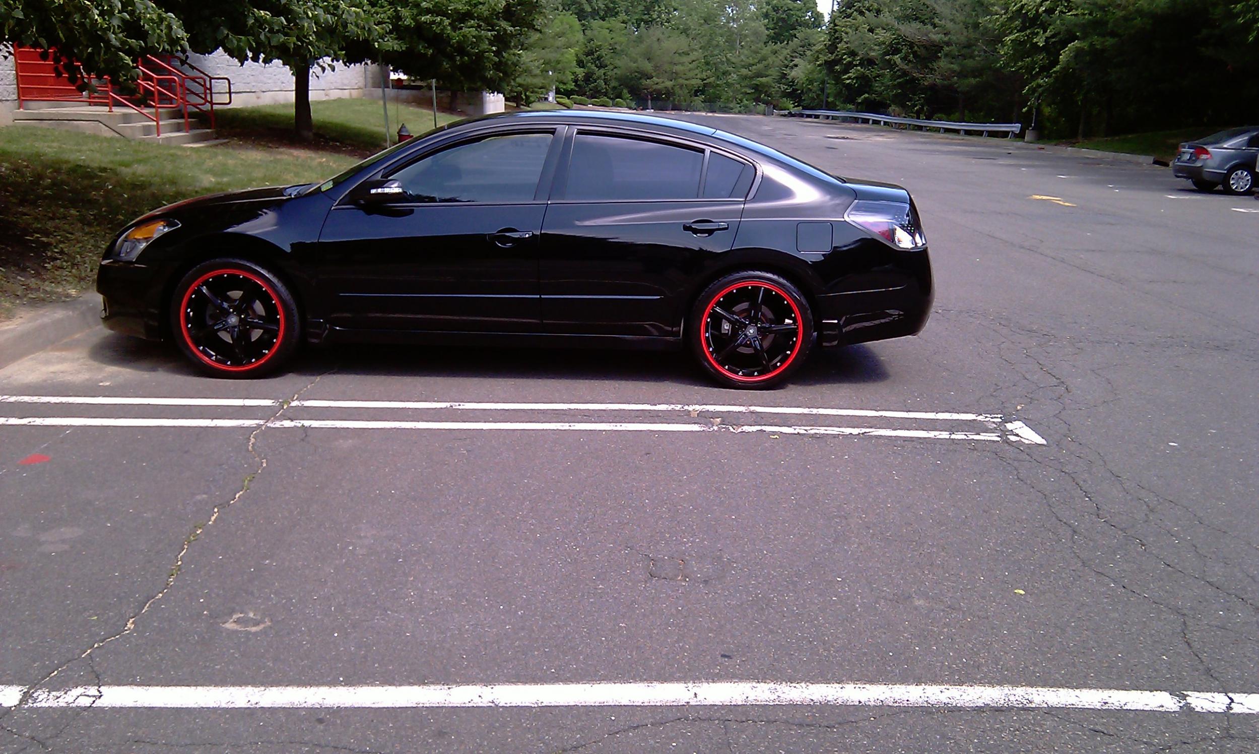 Nissan Altima All Black