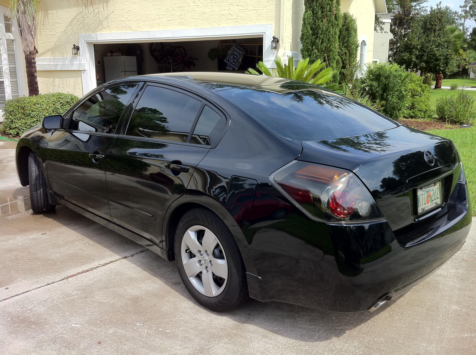 Nissan Altima All Black