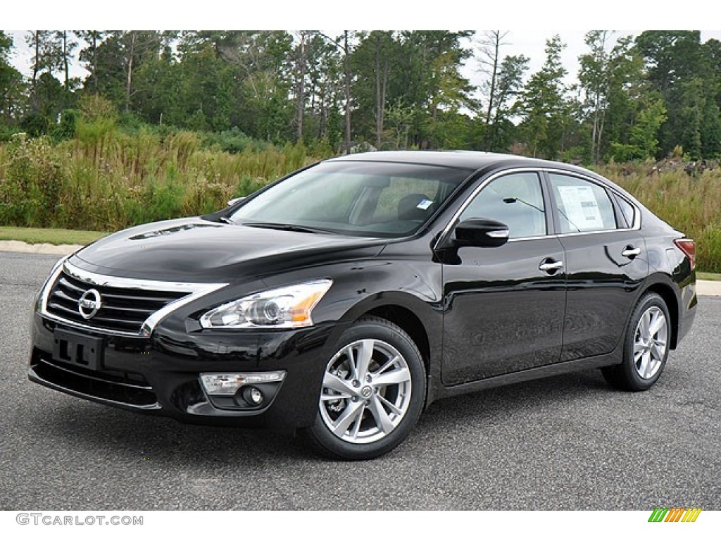 Nissan Altima Black