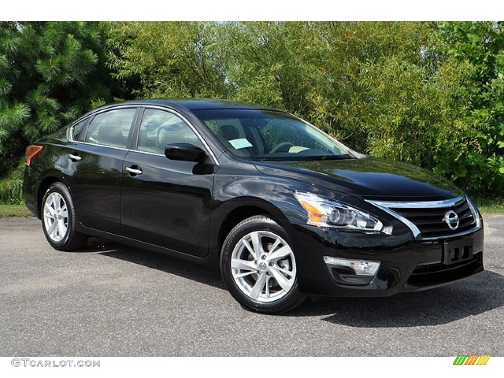 Nissan Altima Black