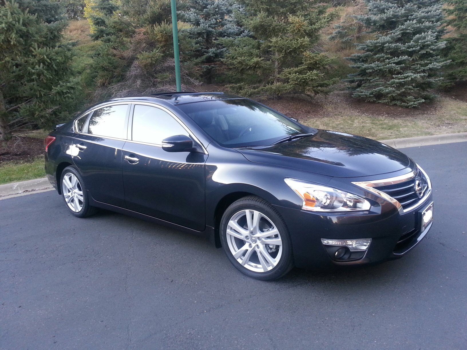 Nissan Altima Blue