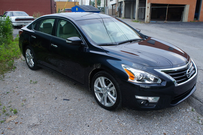 Nissan Altima Blue