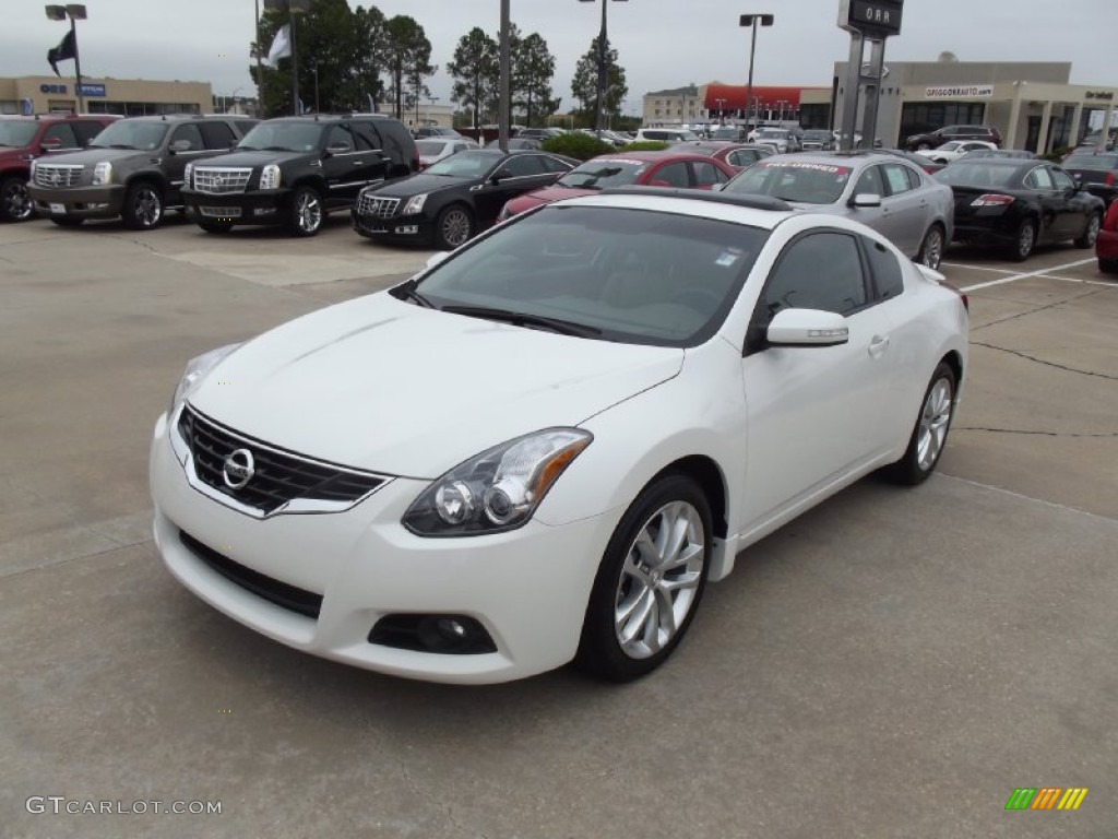 Nissan Altima Coupe 2012