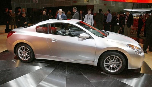 Nissan Altima Coupe 2014