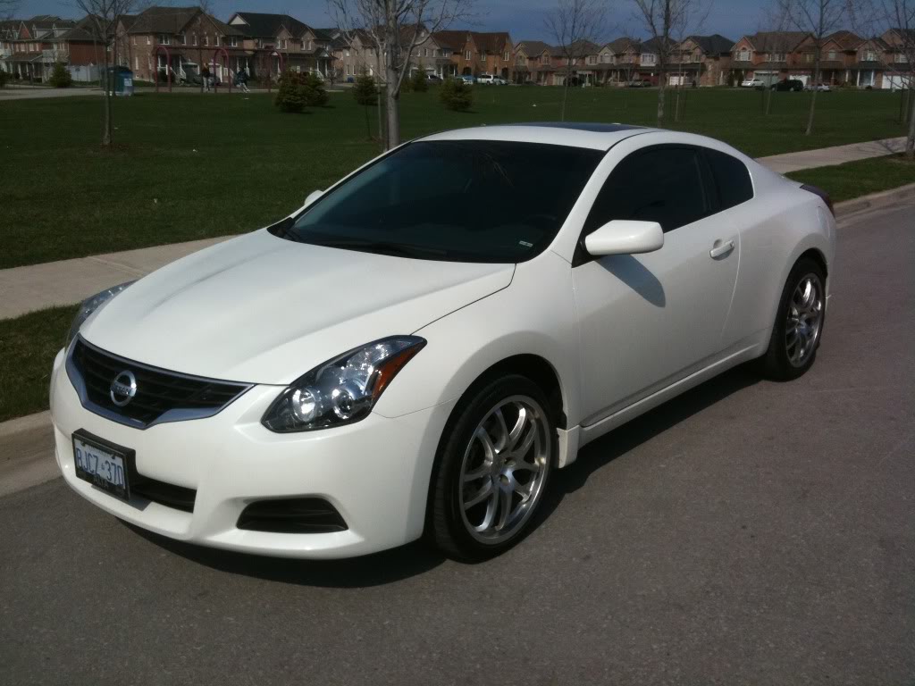 Nissan Altima Coupe 2015