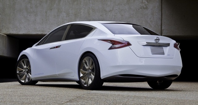 Nissan Altima Coupe 2015