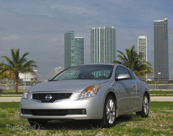 Nissan Altima Coupe 3.5 Se