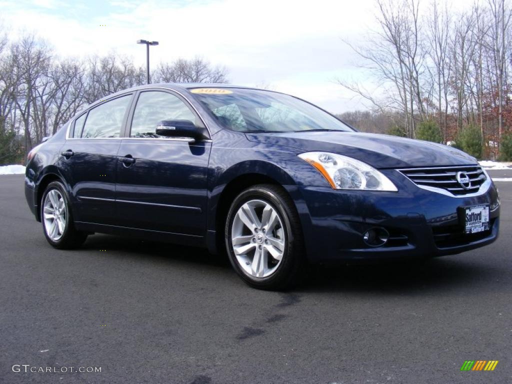 Nissan Altima Dark Blue