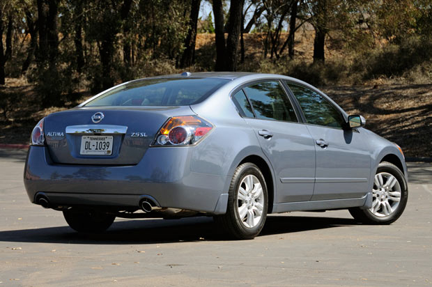 Nissan Altima Gray