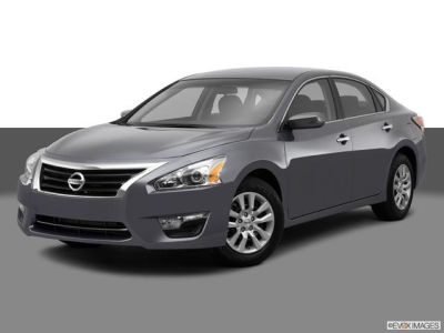 Nissan Altima Grey