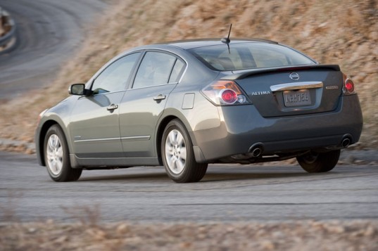 Nissan Altima Grey