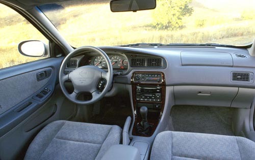 Nissan Altima Gxe 2000
