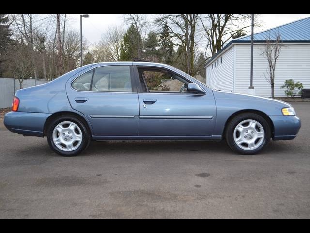 Nissan Altima Gxe 2000