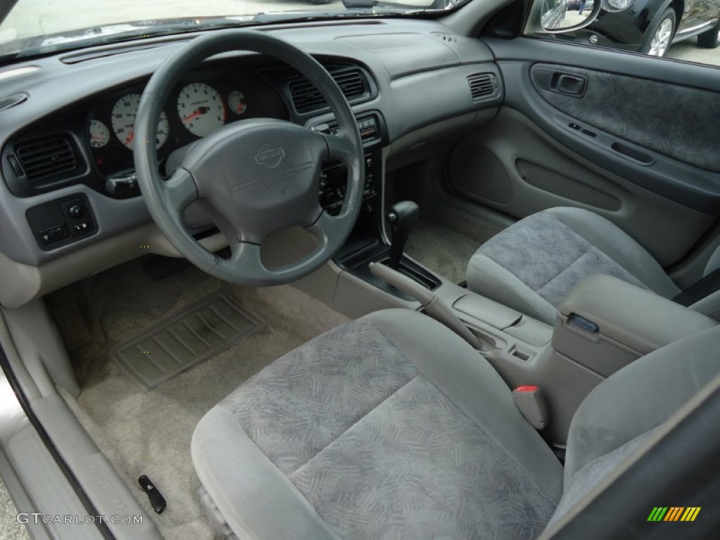 Nissan Altima Gxe 2001