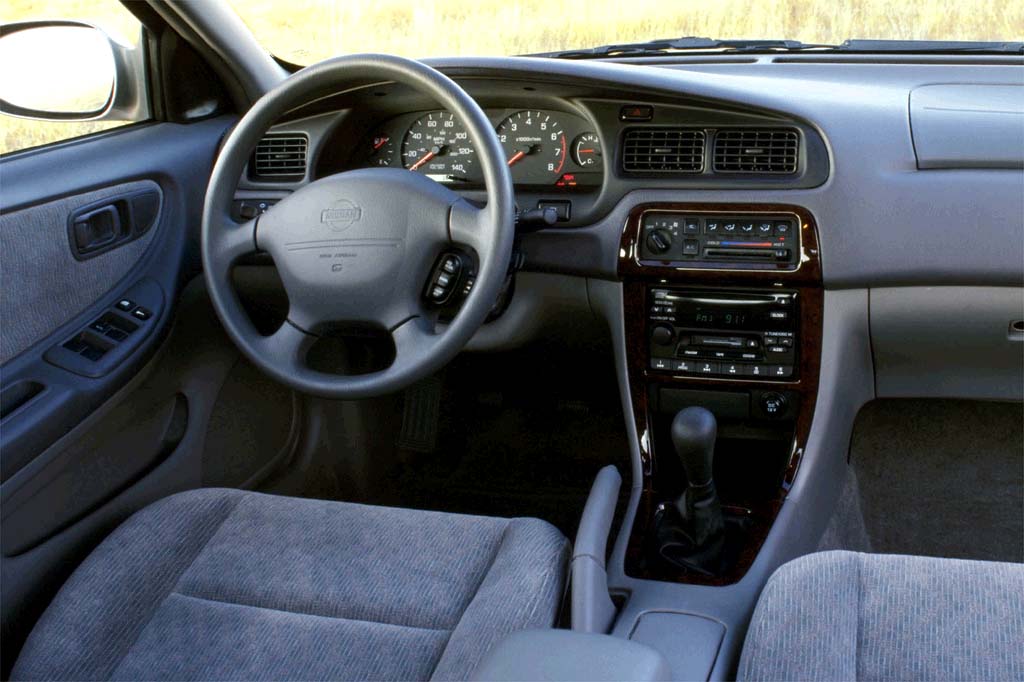 Nissan Altima Gxe