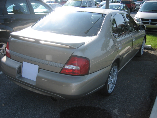 Nissan Altima Gxe