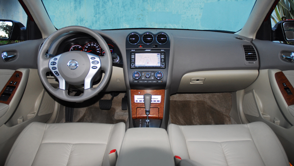 Nissan Altima Hybrid 2009
